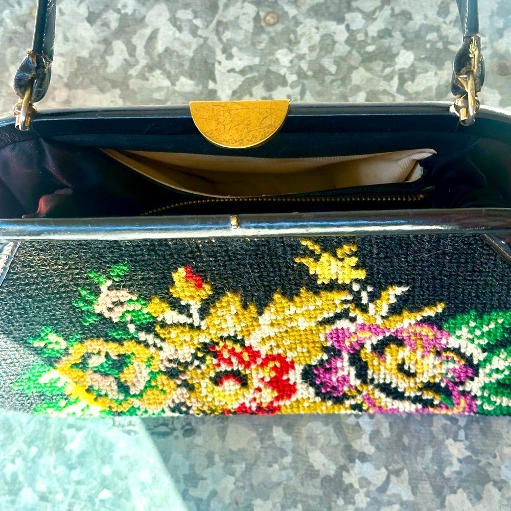 Vintage Wool Petit Point Handbag Cottagecore Black Floral Leather Trimmed - Picture 7 of 13